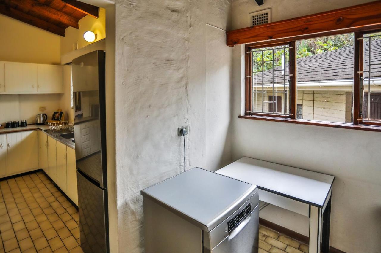 One Jack Powell House- Classic Family Steps Away From The Casa de Férias Ballito