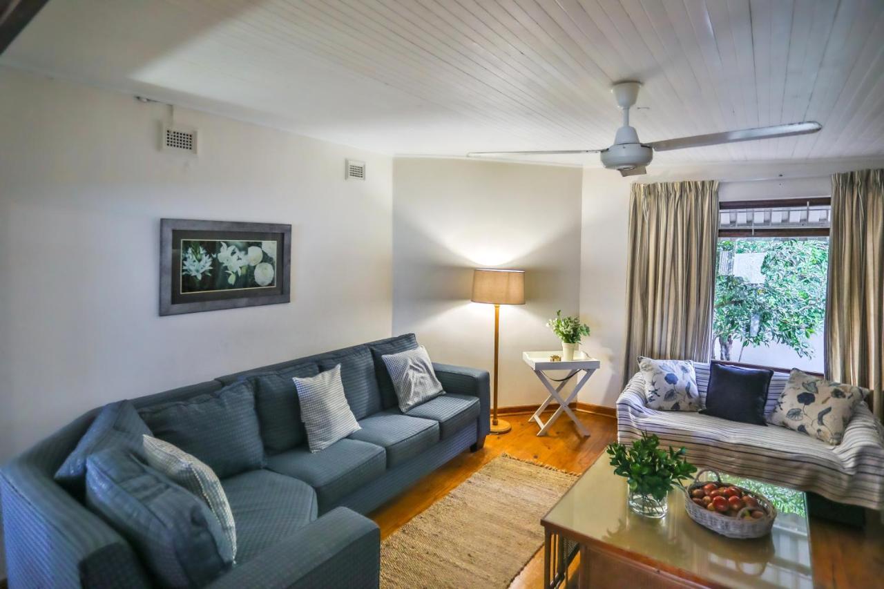 One Jack Powell House- Classic Family Steps Away From The * Ballito